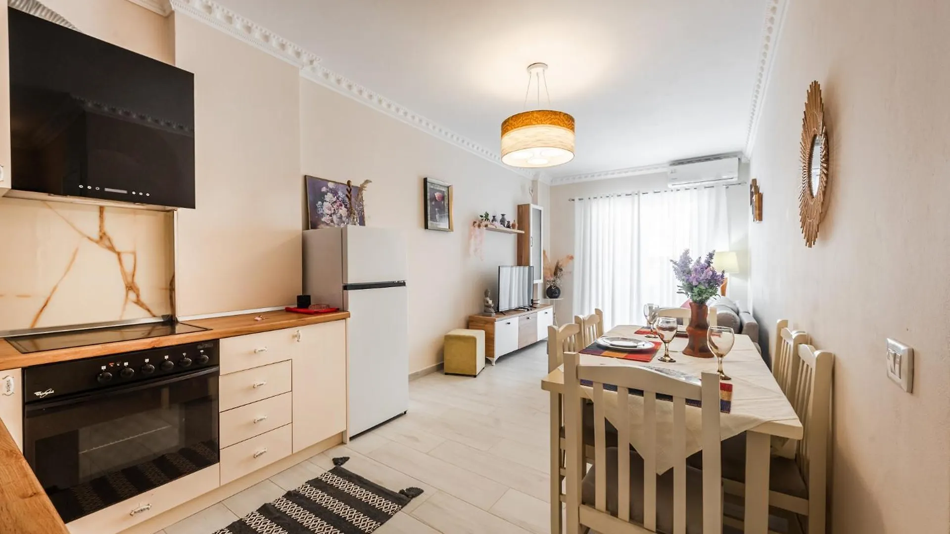 Helia'S Cozy Apartment Qerret Golem